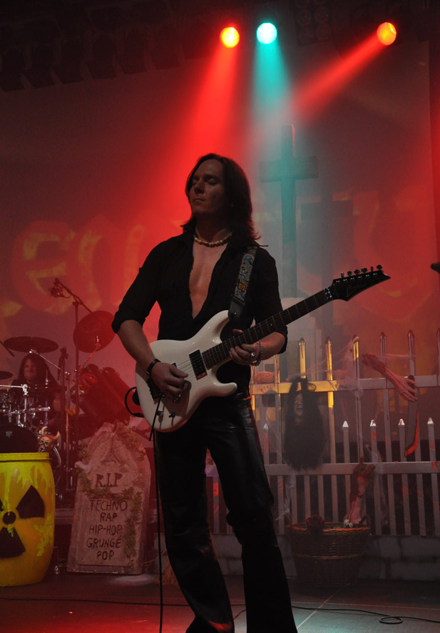 Solemnity Live Photo